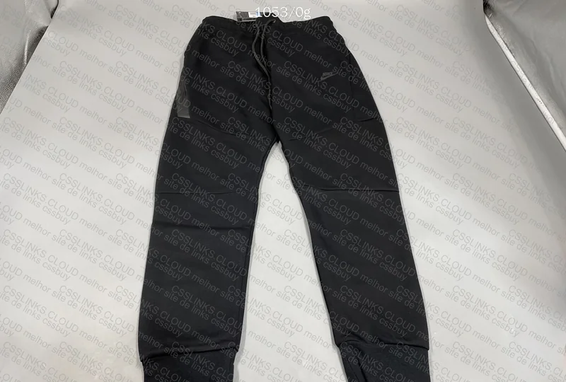 Nike tech fleece 6