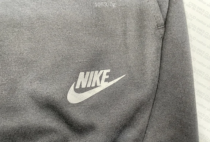 Nike tech fleece 7