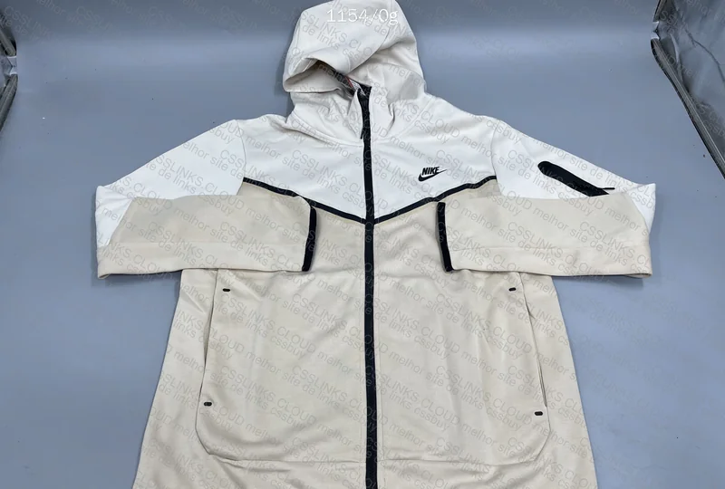 Nike tech fleece 2