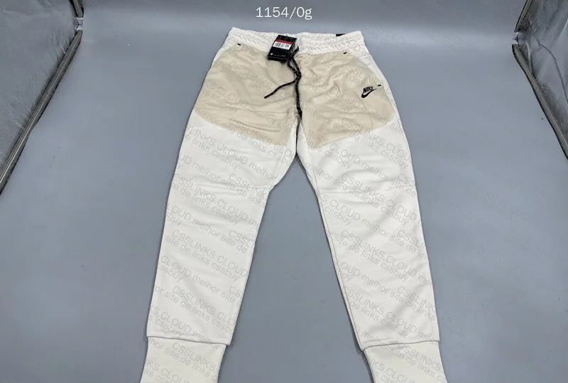 Nike tech fleece 6
