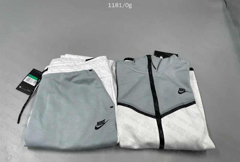Nike Tech Fleece