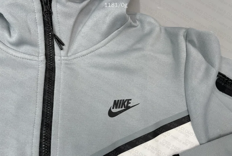 Nike Tech Fleece 8
