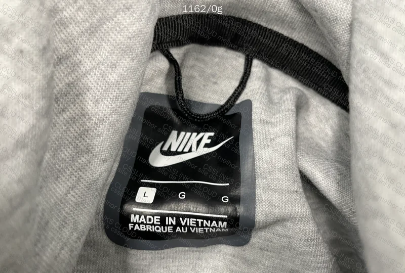 Nike tech fleece 6