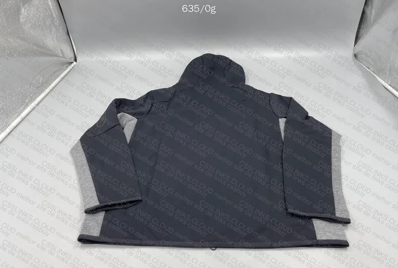 NIKE TECH FLEECE 2