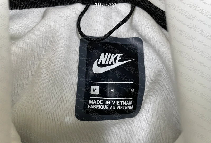 Nike Tech Fleece 4