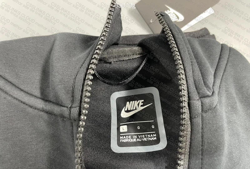 Nike Tech Fleece