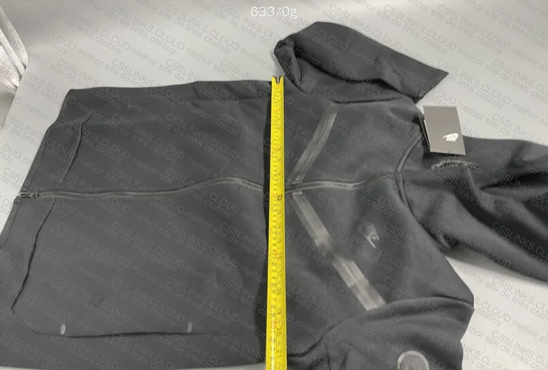 Nike Tech Fleece 10