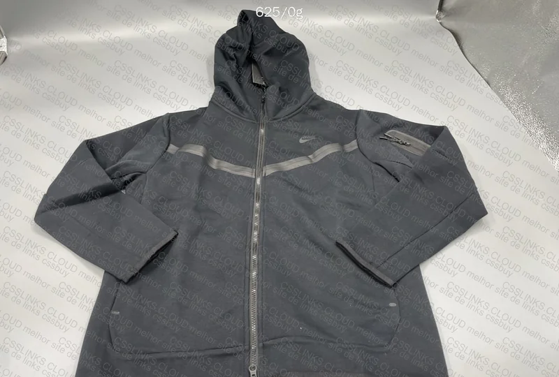 Nike Tech Fleece 2