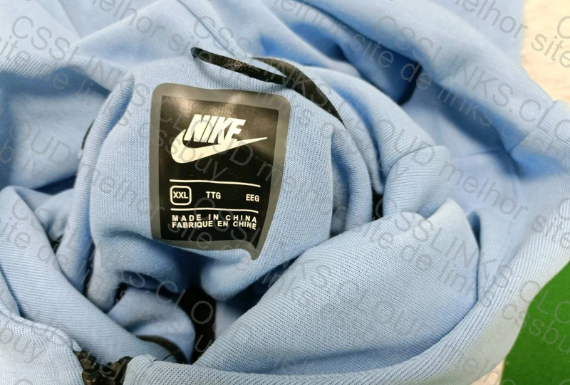 Nike Tech Fleece 4