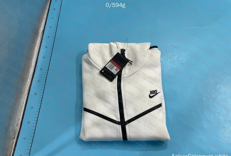Nike Tech Fleece 2