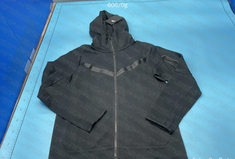 Nike Tech Fleece 2