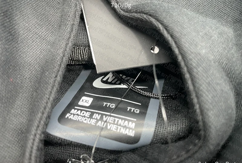 Nike Tech Fleece 4