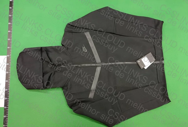 Nike Tech Fleece
