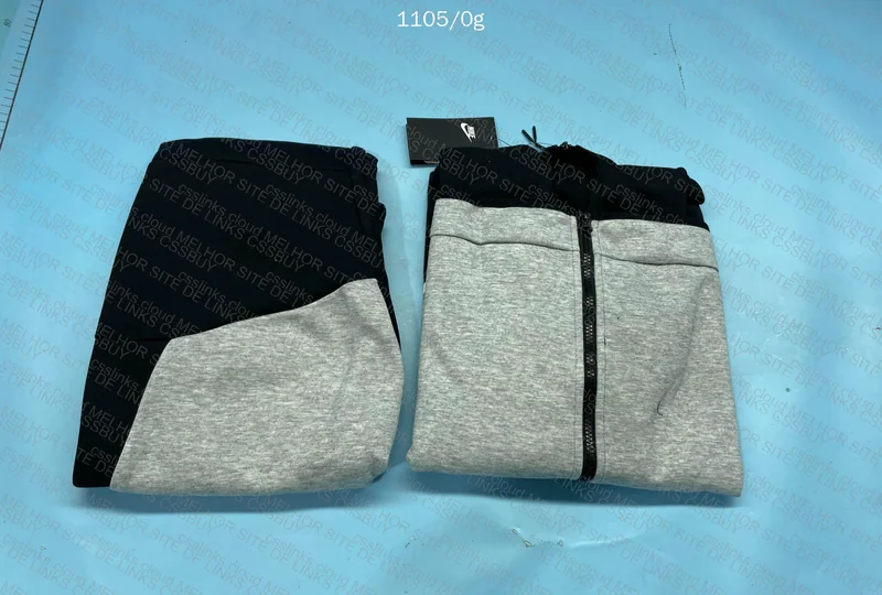 Nike tech fleece