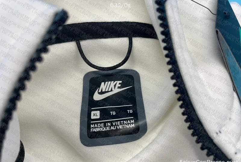 Nike tech fleece 2