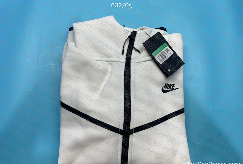 Nike tech fleece 4