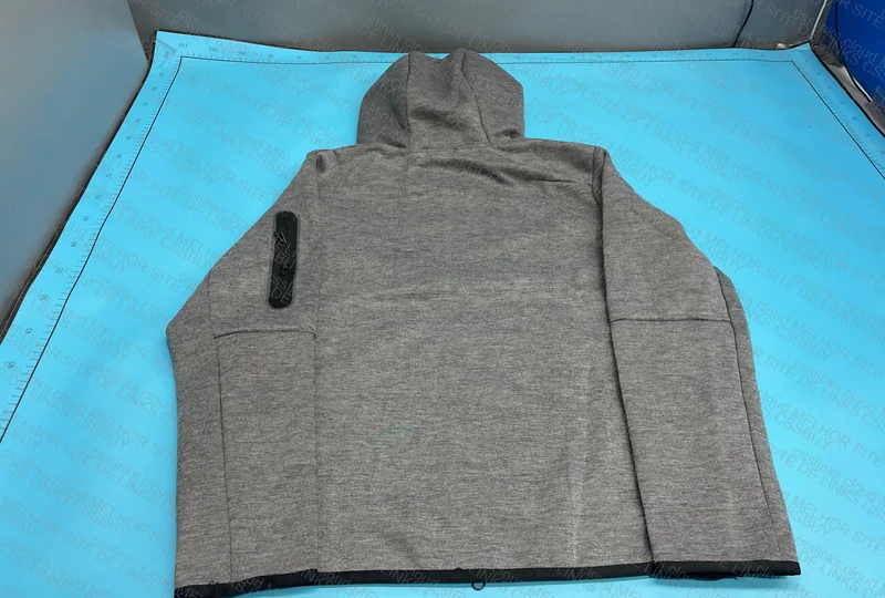 Nike Tech Fleece 2