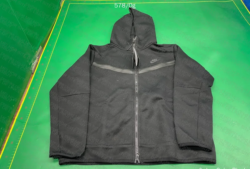 Nike tech fleece 4