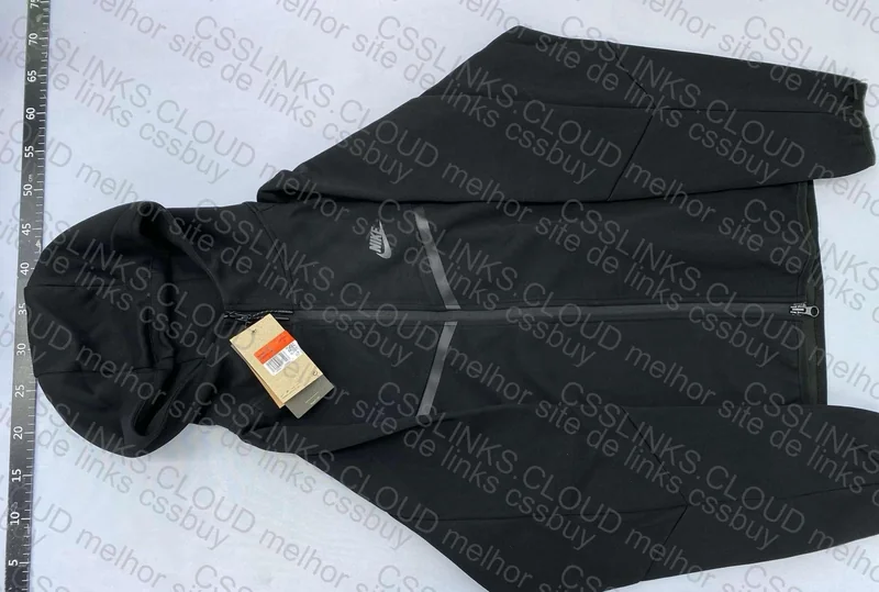 Nike Tech Fleece
