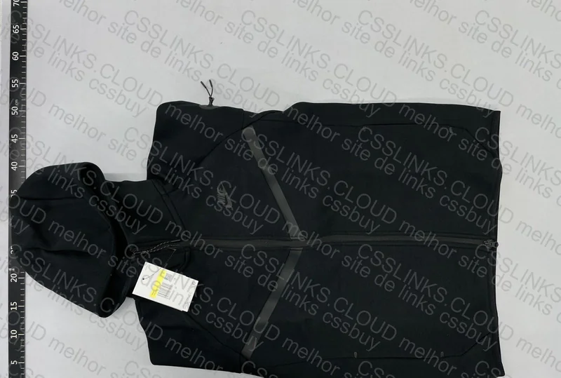 Nike Tech Fleece 4