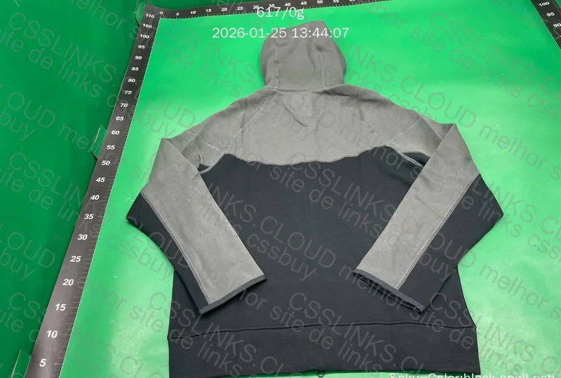 Nike Tech Fleece 6