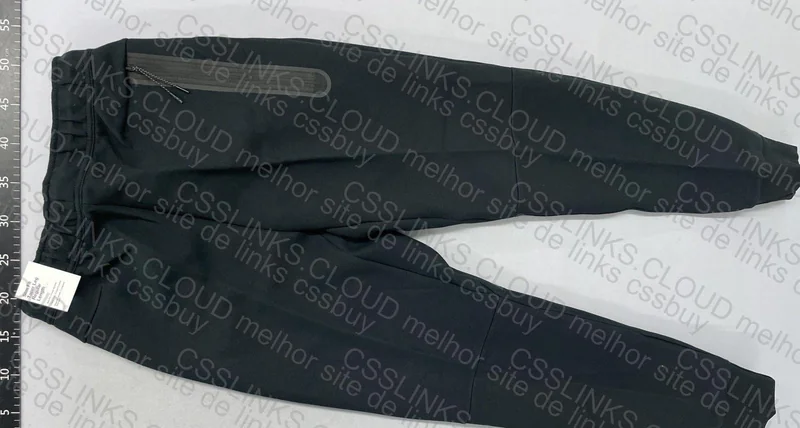 Nike Tech Fleece 2020 do Husky 10