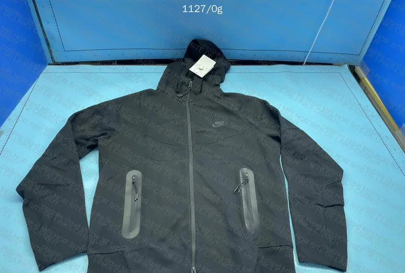 Nike Tech Fleece 2023 3