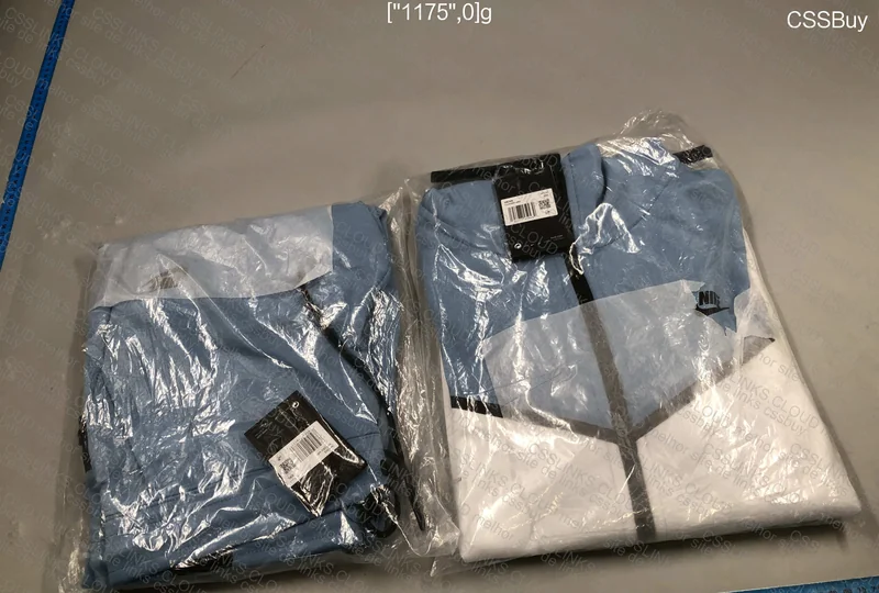 Nike Tech Fleece Baby Blue 4