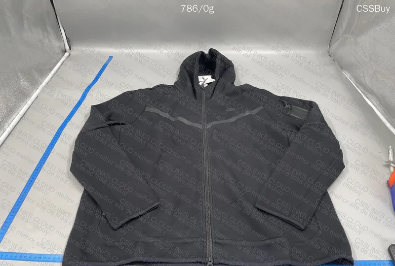 Black Nike Tech Fleece [with Measurements]