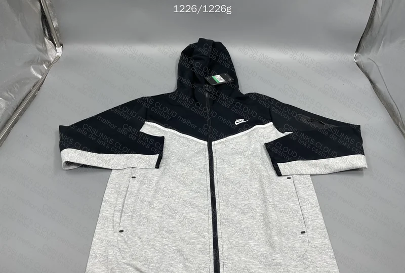 Black/Grey Nike Tech Fleece XL with Measurements, GL? 3