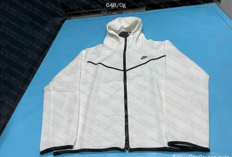 White Nike Tech Fleece