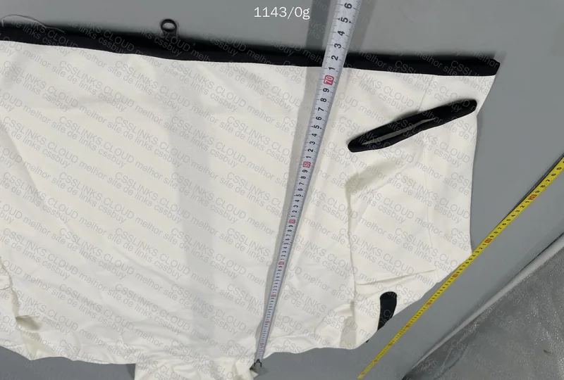 White Nike Tech Fleece 6