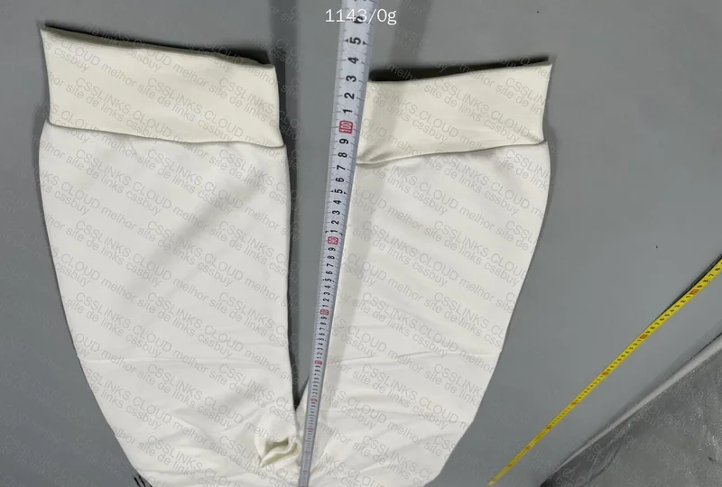 White Nike Tech Fleece 8