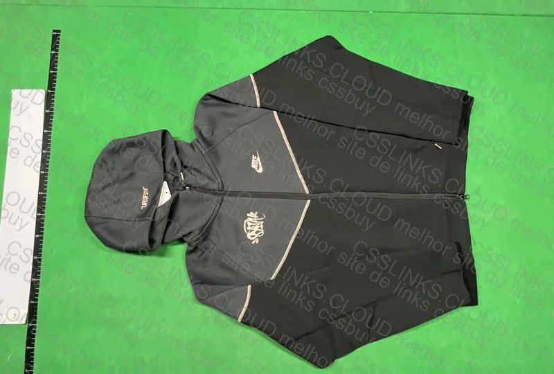 NIKE TECH FLEECE CENTRAL CEE SYNA 2