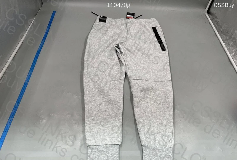 Gray Nike Tech Fleece 4