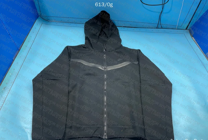 Nike Tech Fleece (with Measurements) 2