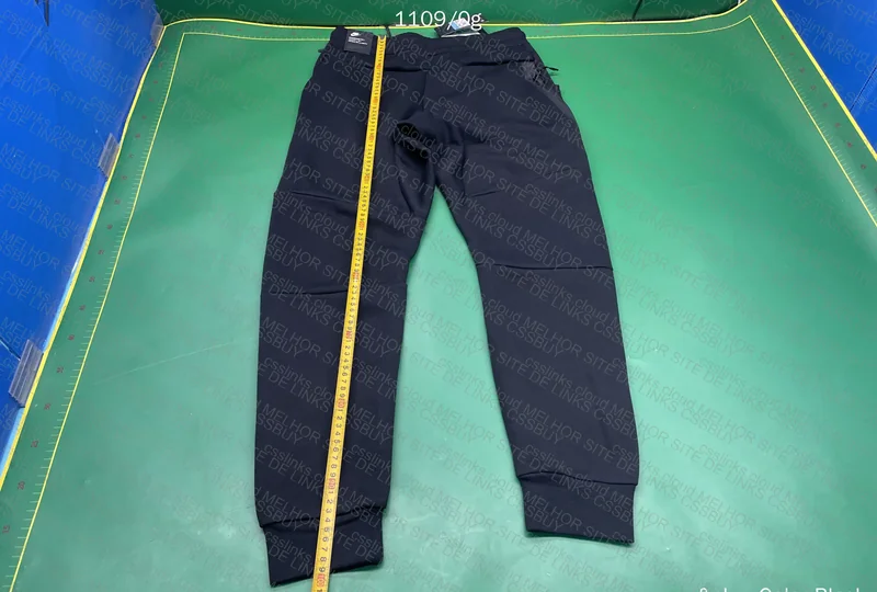 Nike Tech Fleece with Measurements 10