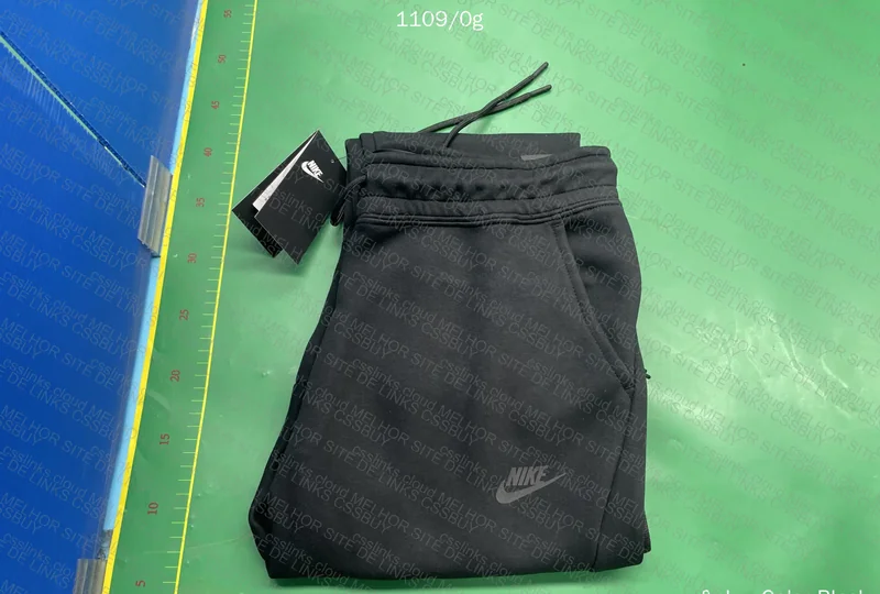 Nike Tech Fleece with Measurements 8