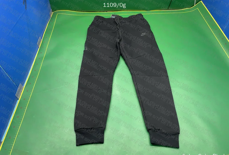 Nike Tech Fleece with Measurements 9