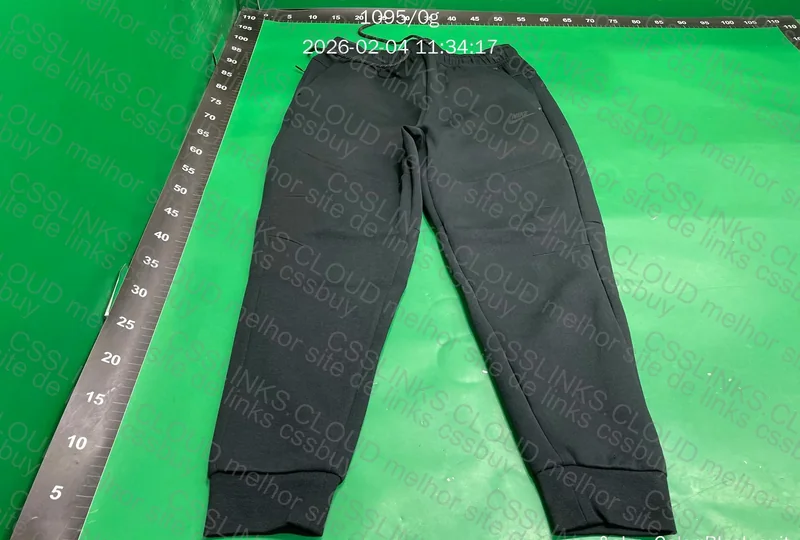 NIKE TECH FLEECE CONJUNTO (AJUDA) 3