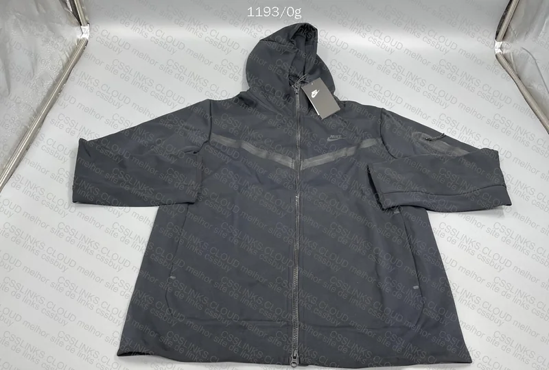 NIKE TECH FLEECE // GL?