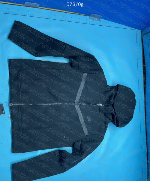 Nike Tech Fleece - GL or RL?