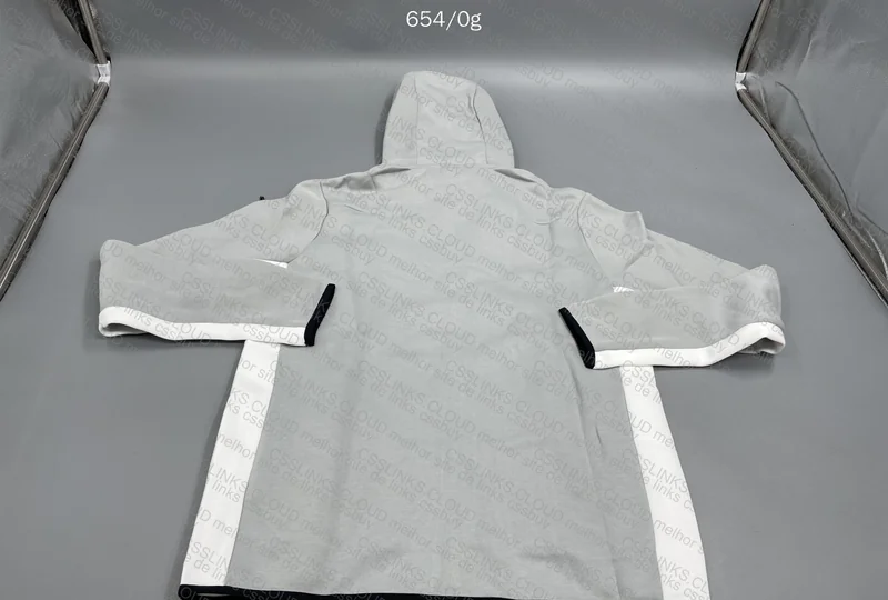 nike tech fleece husky
