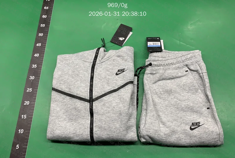 Nike Tech Fleece KKTOP GL?? 3