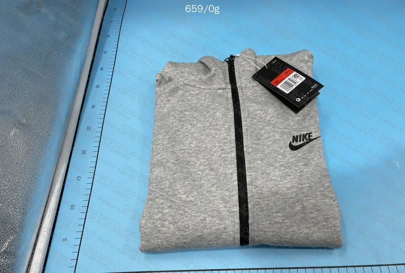 Nike Tech Fleece New Season Gray