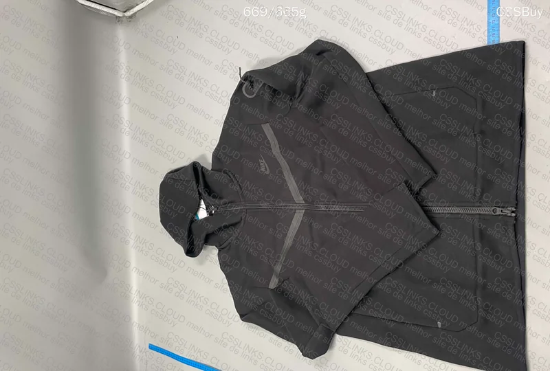 Nike Tech Fleece Black 2
