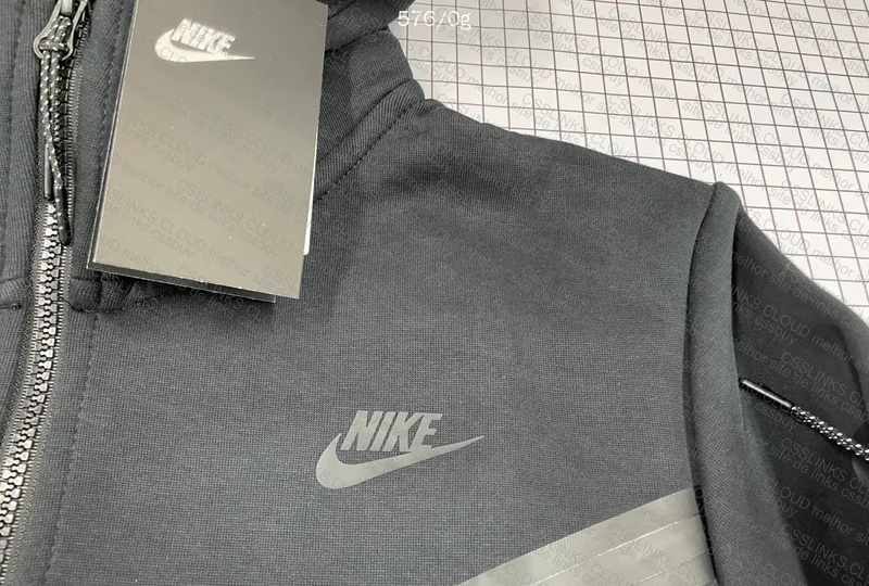 Nike Tech Fleece Black 2