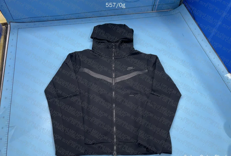 Nike Tech Fleece Black 2