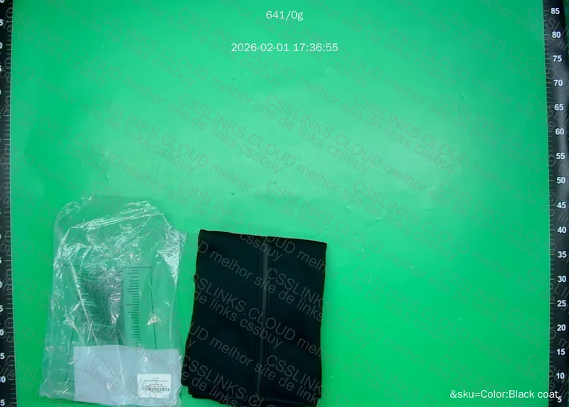 Nike tech fleece preta 3