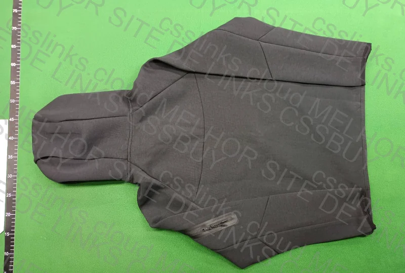 Nike Tech Fleece Black (Taurus) 2